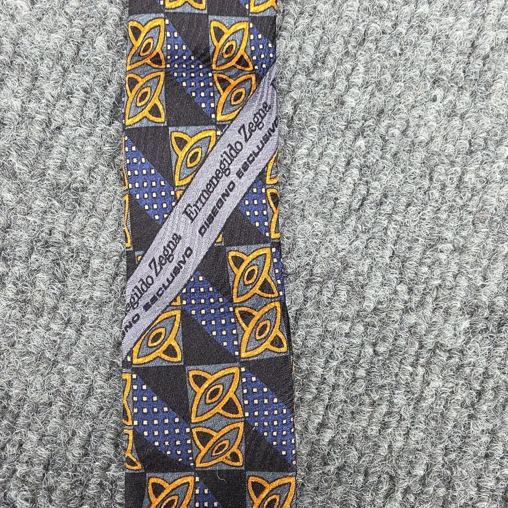 VINTAGE Ermenegildo Zegna Tie Blue Printed Silk Geometric‎ Designer Necktie